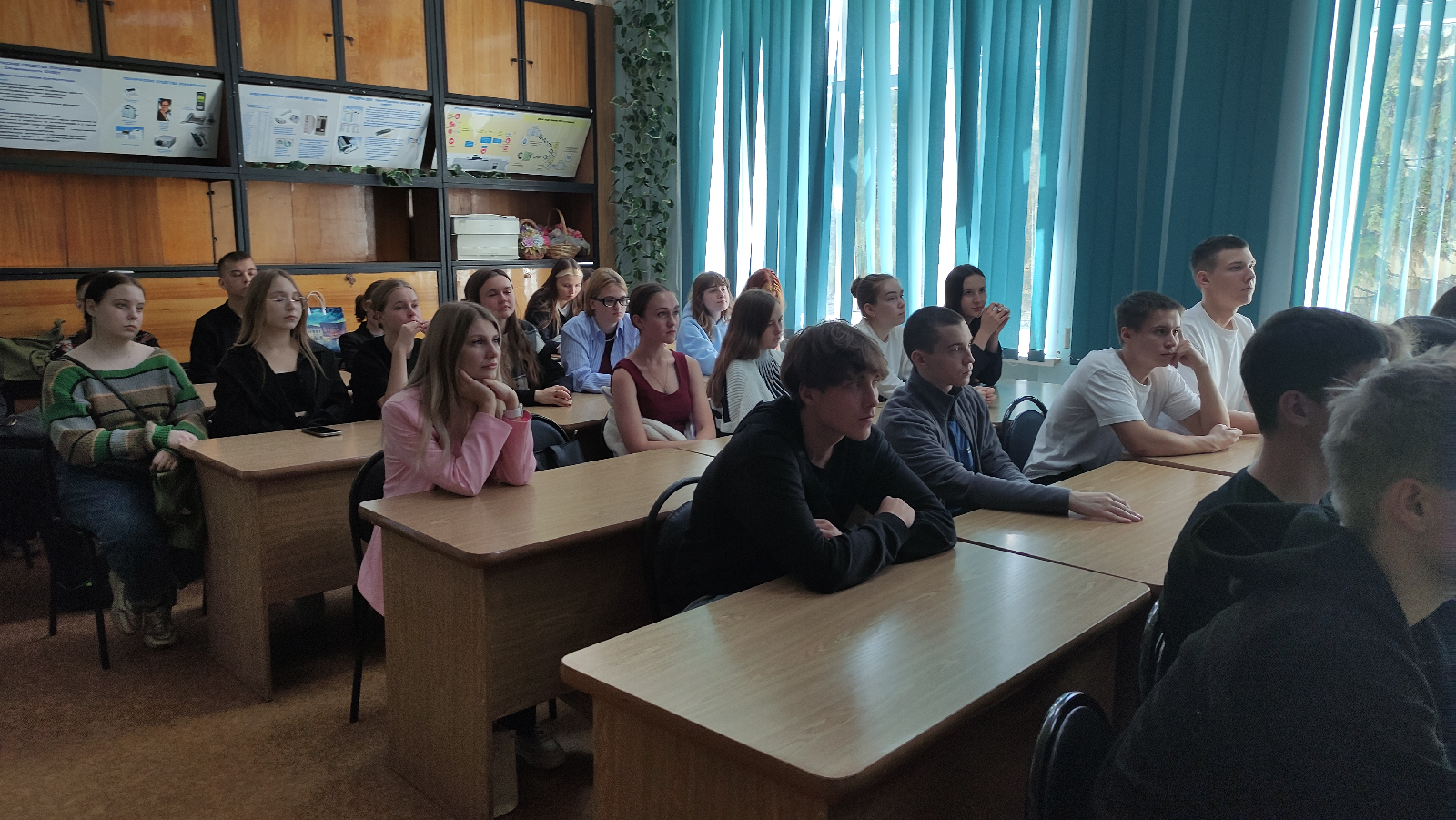 На факультете вычислительной техники проведены мероприятия, посвященные Дню солидарности в борьбе с терроризмом.