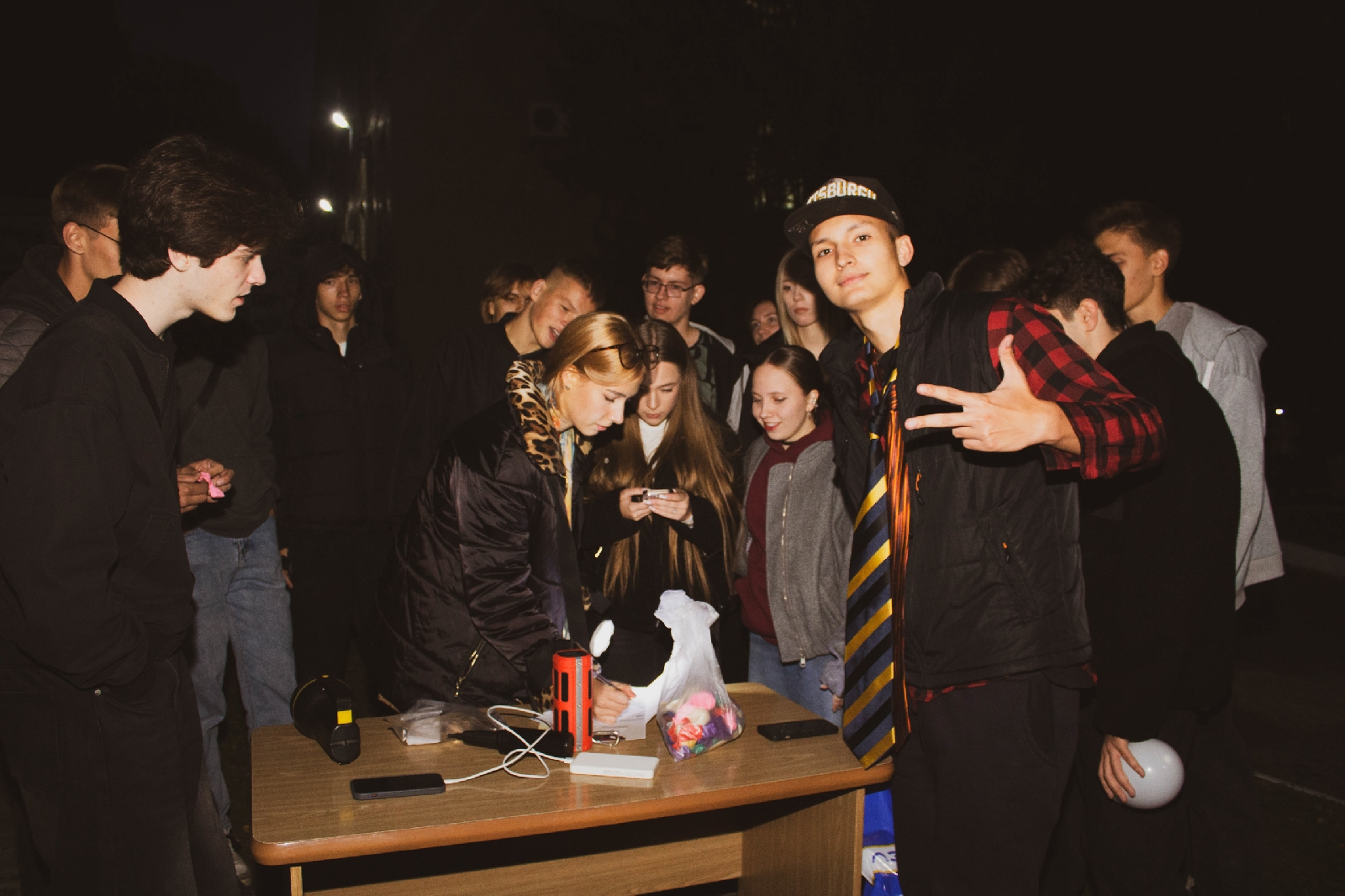 Первокурсники ФВТ окунулись в атмосферу студенчества на ежегодном квесте-посвящении.